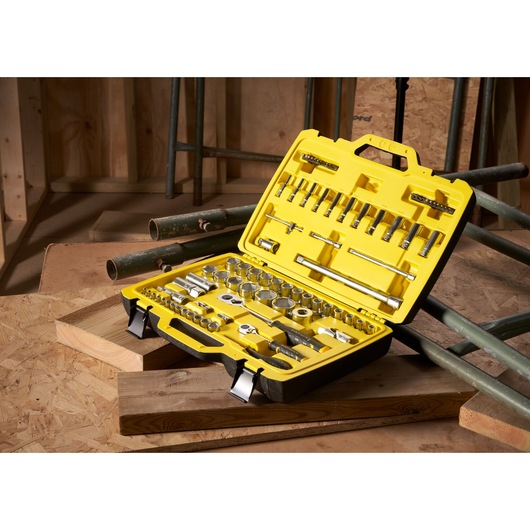 STANLEY® FATMAX® 1/4" and 1/2"" 120-Tooth Ratchets and Socket Set with accessories (81 pieces)